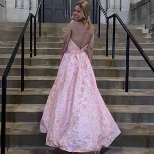 Sherri Hill Prom Dress - Size 00 - Pink Halter Ballgown - 50430